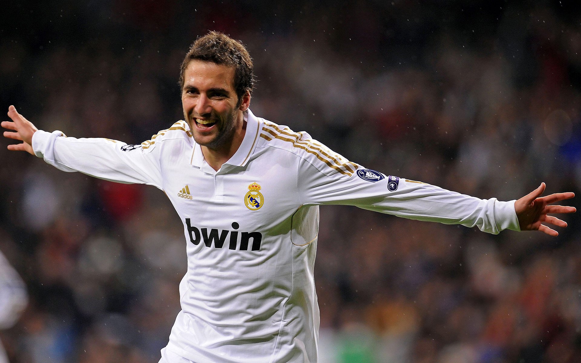 萨拉赫爆发，佛罗伦萨击败土耳其，一场跨越文化与足球的胜利叙事